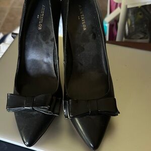 Ann Taylor Black Heels with Bow Accent